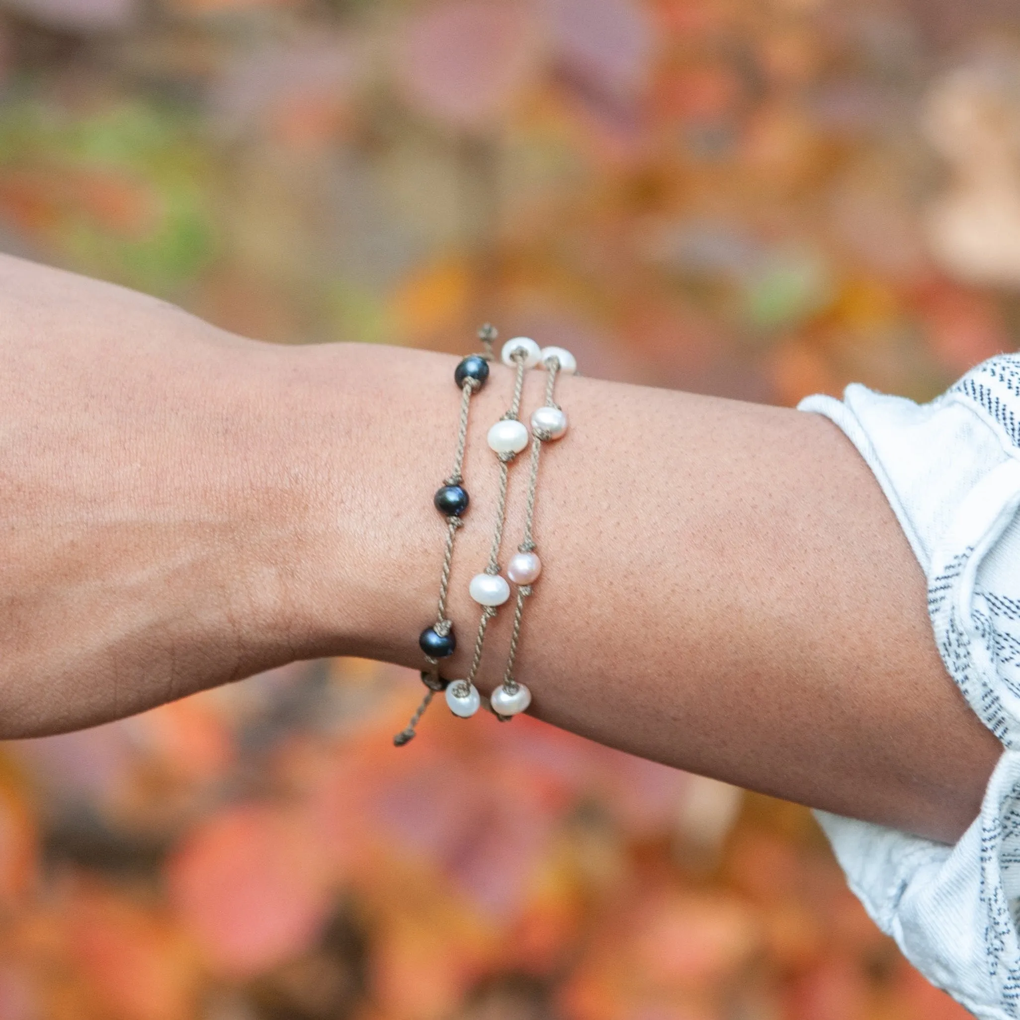 Bracelet-1444-Peacock Pearl Oval Petite