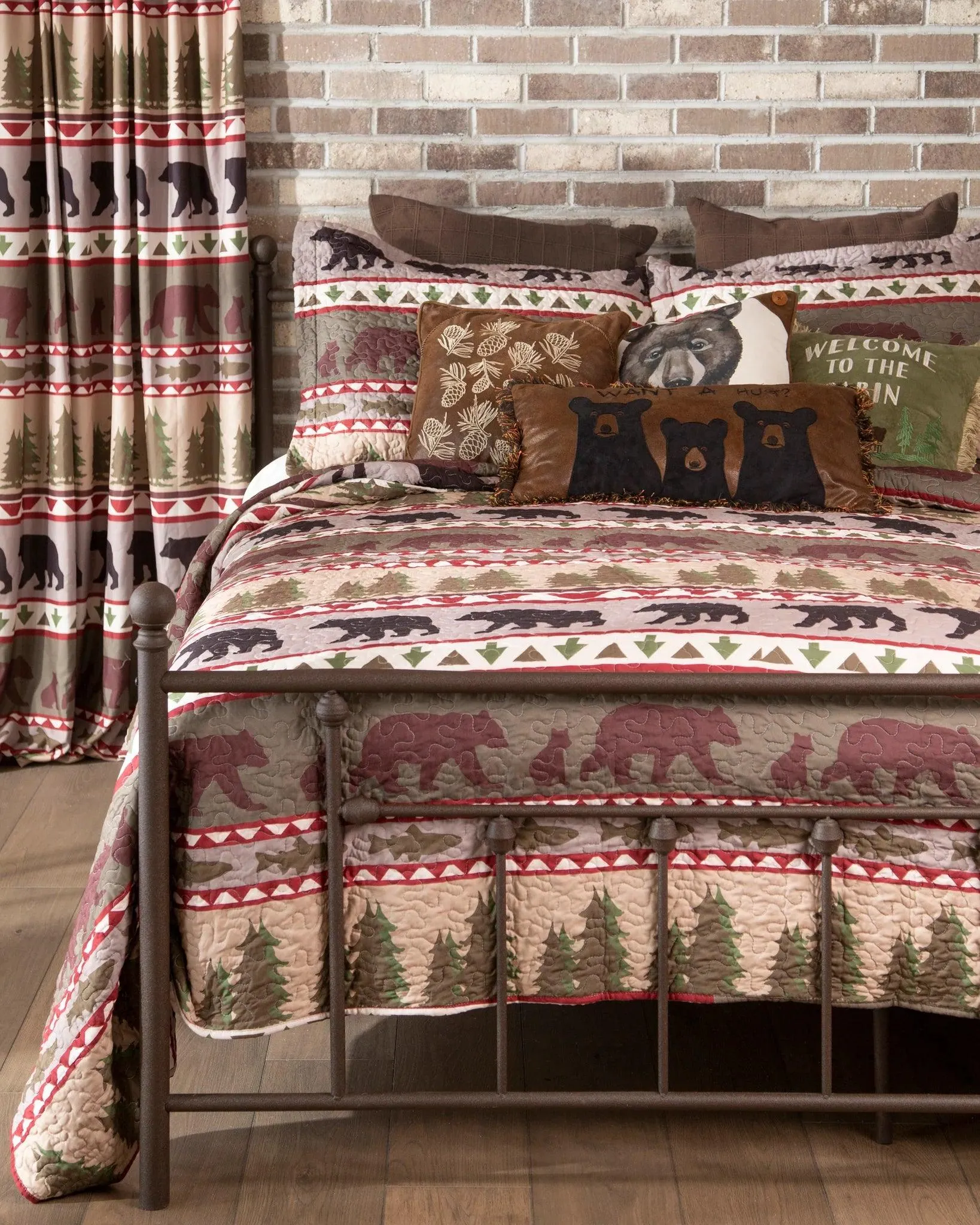 Cabin Life Quilt Set