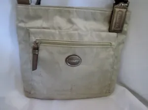 COACH F77408 GETAWAY Jacquard Signature Shoulder Bag Crossbody Swingpack Purse KHAKI ECRU