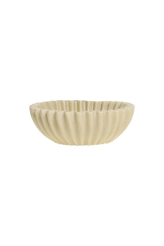 Cream Shell-Shaped Bowl