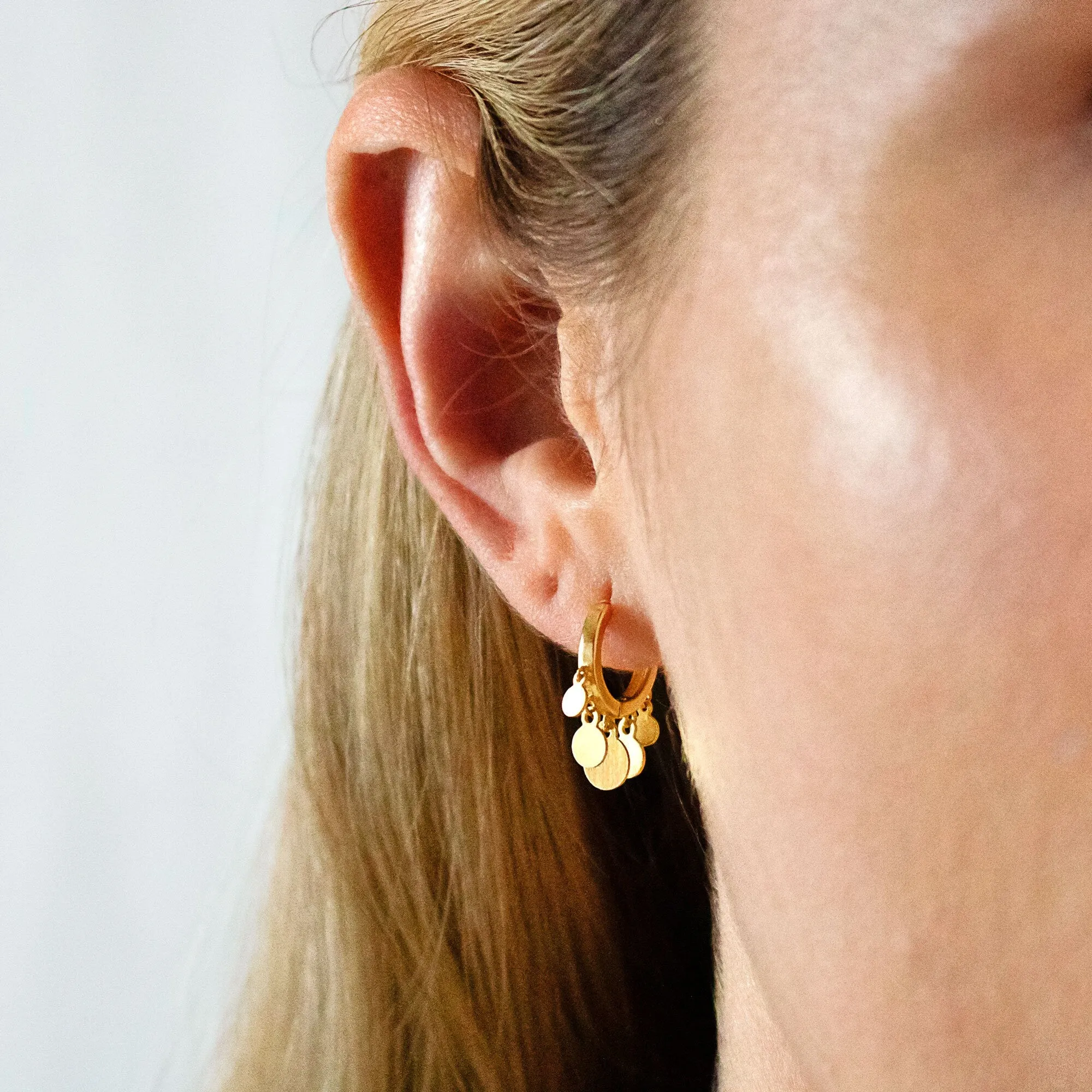 Disc Drop Hoop Earrings, Huggies, Unisex, Gold, Silver SHEMISLI SH081