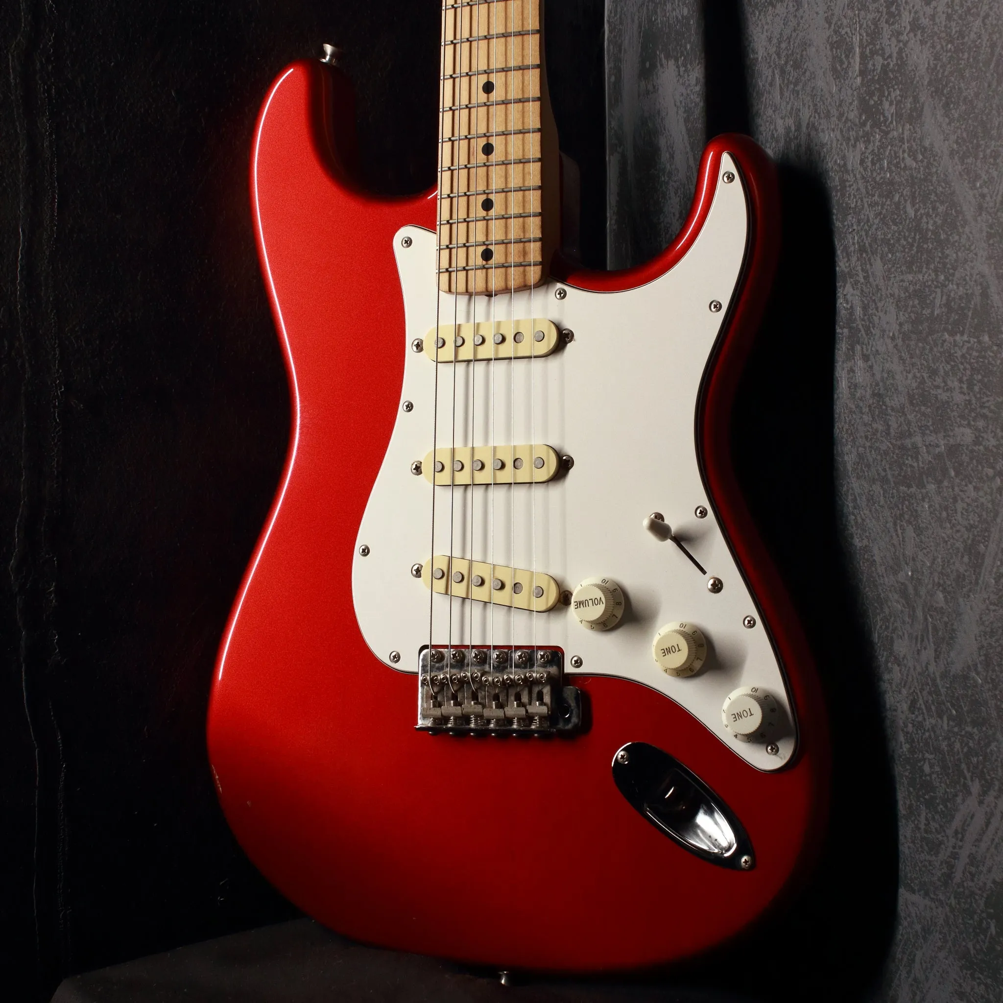 Fender Japan Standard Stratocaster ST43 Candy Apple Red 2007