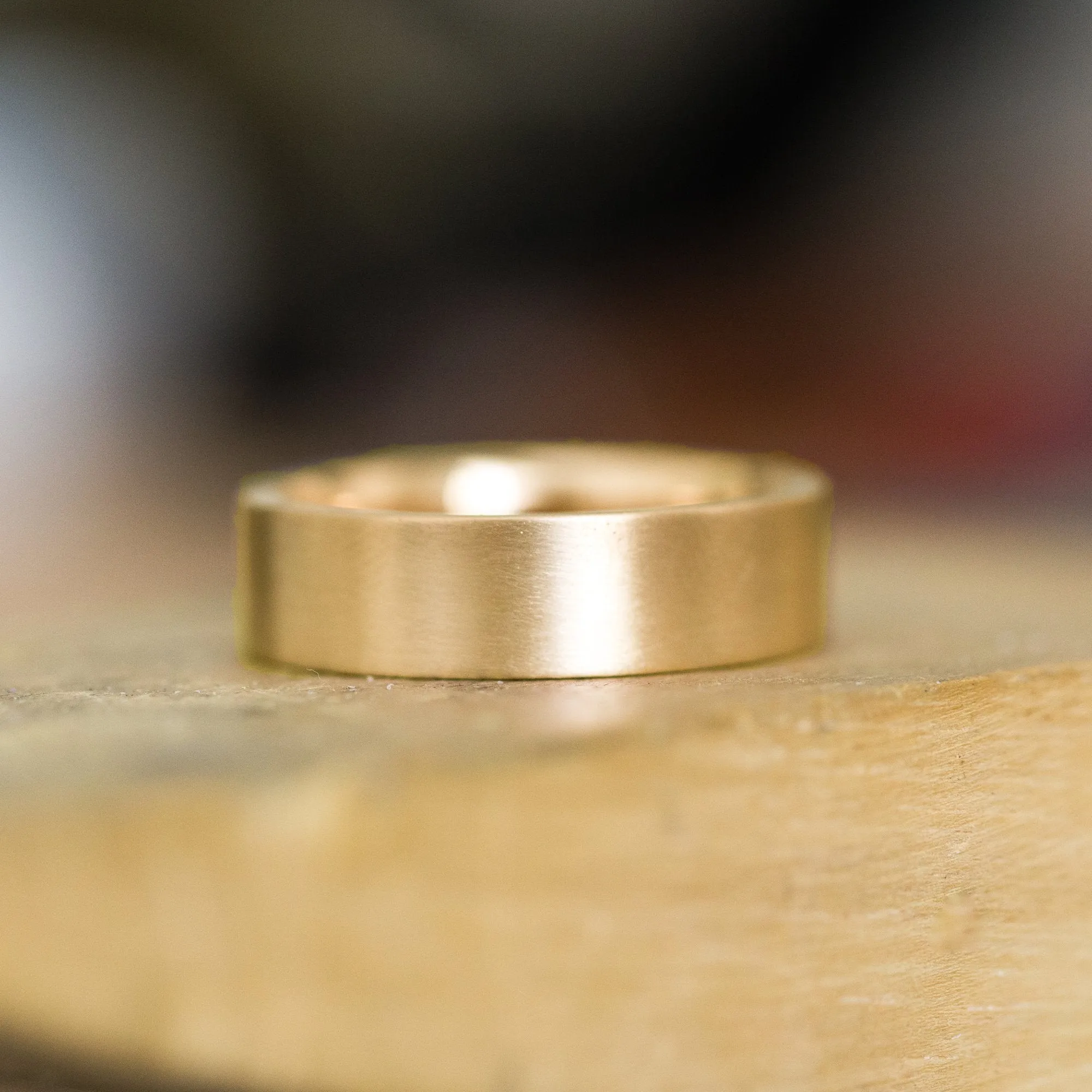 Flat Plain Men's Band 6mm - Wedding Band Recycled Gold