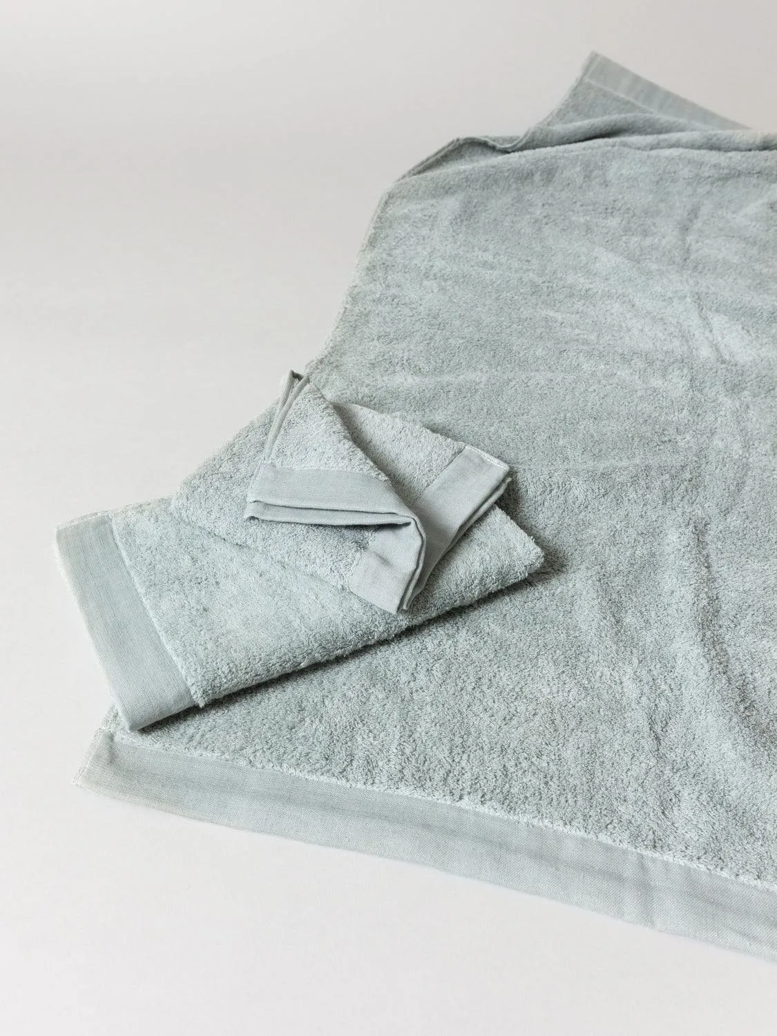 Primavera Towel, Silver Blue