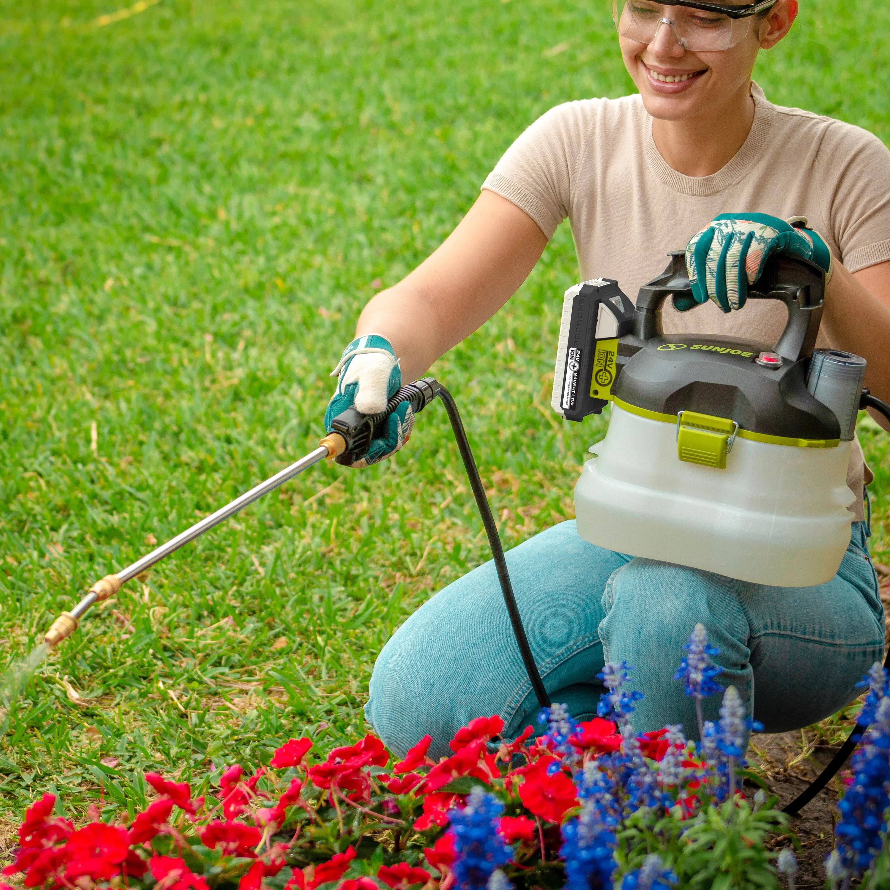 Sun Joe SPRAY-BDL Chemical  Sprayer Starter Kit | Includes 24-Volt Multi-Purpose Chemical Sprayer and 1 Gallon Cleaner Concentrate